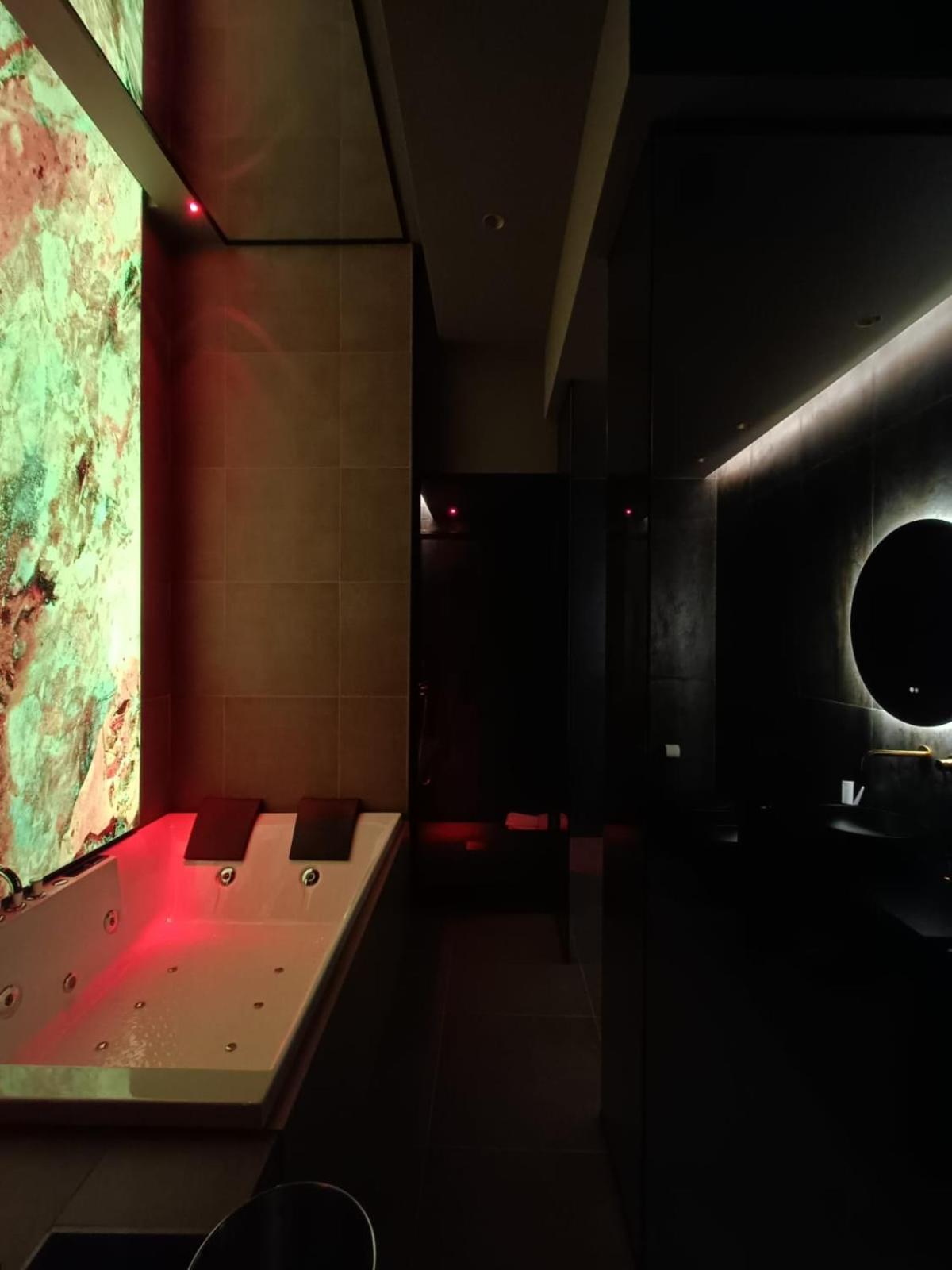 Gold Boutique Suite & Spa Palermo Bagian luar foto